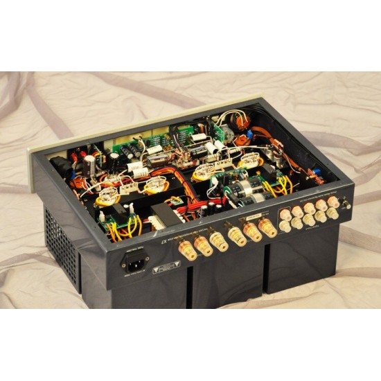 Q-019 MUZISHARE X7 Integrated Vacuum Tube Amplifier KT88x4 AB1 Push-pull Amplifier 25~45W TR~UL Switch 110V/220V MM phono