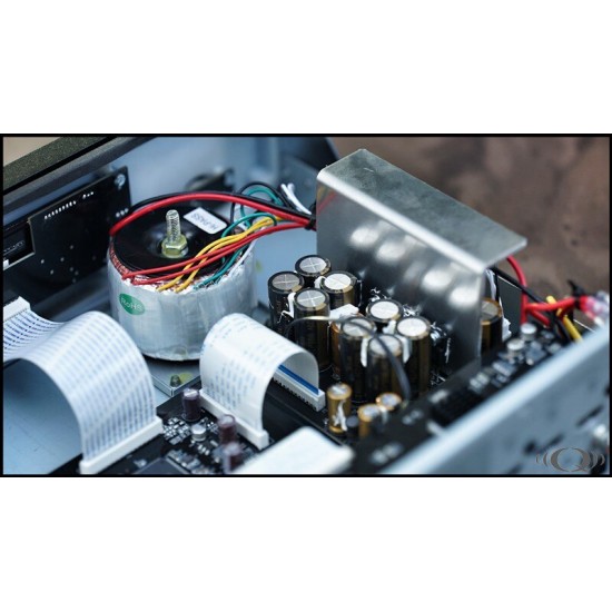 QCH-01 AV8011 (K) pure pre-amplifier 11.2-channel cinema pre-amplifier panoramic sound power amplifier 108dB/distortion 0.0024%