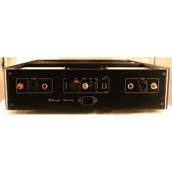 R2R R-8HE Fully Balance Discrete R2R Resistor Ladders Decoder DSD512 DXD DAC PCM384K Amanero USB FPGA Femtosecond TCXOs