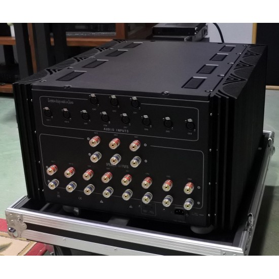 W-030 WENTINS GENESIS X600.A8 power amplifier 11 channel 600W/400W